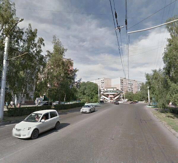 Банкомат Сбербанка России по адресу ул. 50 лет СССР 4