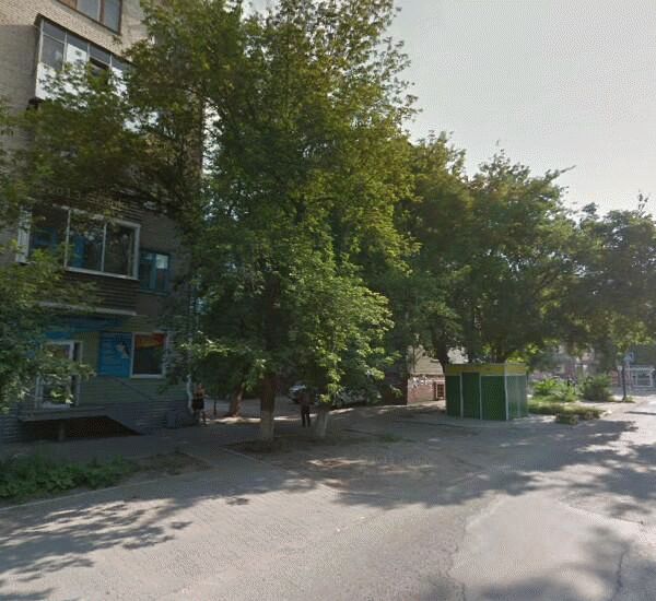 Банкомат Сбербанка России по адресу ул. Германа Титова,  17