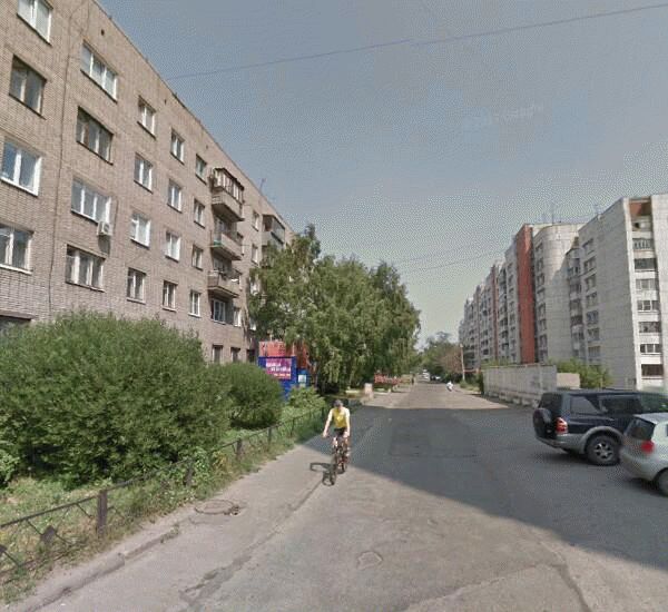 Банкомат банка Уралсиб по адресу проспект Красноармейский 72